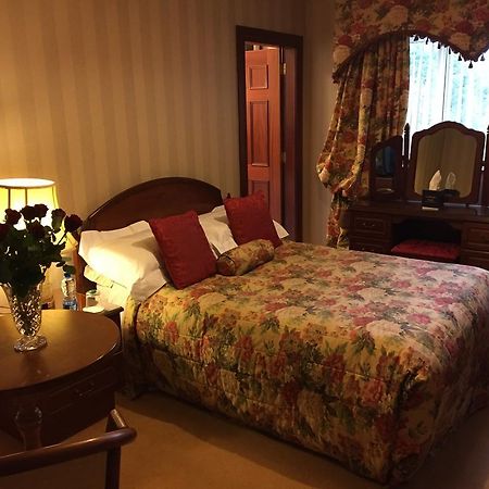 Caldhame House Hotel Crumlin  Ngoại thất bức ảnh