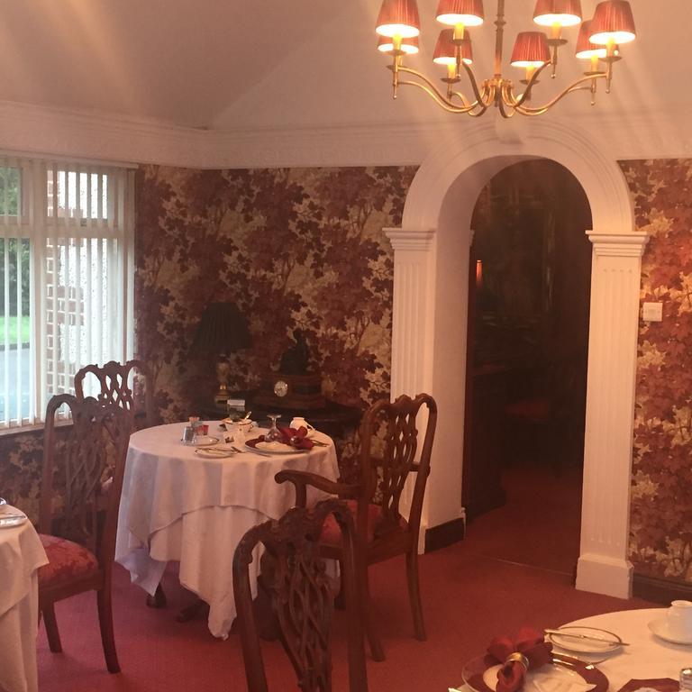Caldhame House Hotel Crumlin  Ngoại thất bức ảnh